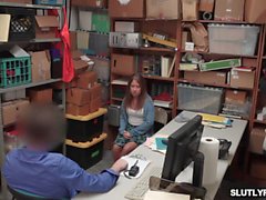 Brooke Bliss pussy gets railed so deep on the desk