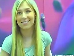 Cute Blonde Webcam Girl