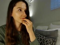 Brunette Solo Webcam Masturbation