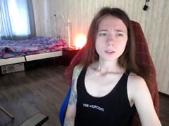 Petite small tit babe with perfect pussy masturbates