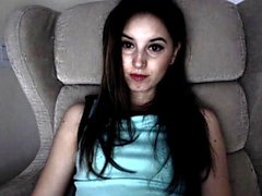 amateur monicahotlips6969 fingering herself on live webcam