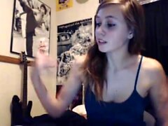 Amateur Webcam Teen Masturbates And Teases