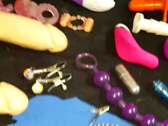 Amateur wife masturbates with toys (Tour of my toy collection)