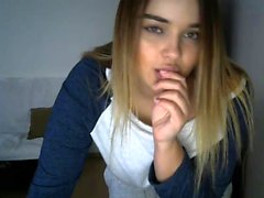 Blonde coed giving a blowjob on webcam