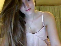 Tight teen masturbate on webcam