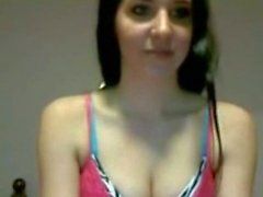 Cute College Student Loves To Get Naked On Webcam