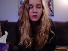 Amateur Blonde Teen Plays Solo with Toy Webcam Porn