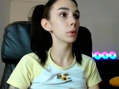 Brunette Solo Webcam Masturbation