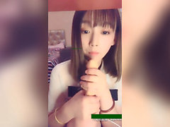 美女主播-椒妹求守护自慰 最新视频群：692478781